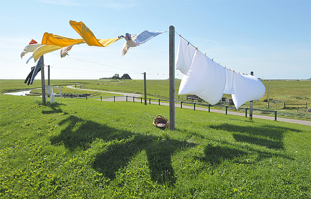 Wäsche auf der Leine trocknen - Energie sparen im Sommer