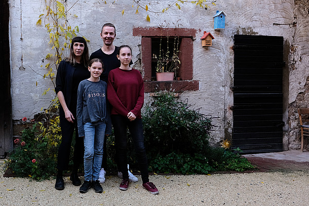 Dämmbotschafterin Kristina Butschbacher und Familie über das Leben im gedämmten Haus.